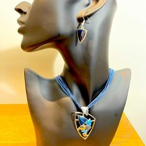 New necklace with earrings silver color